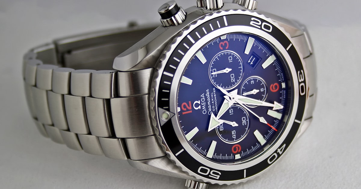 Como Escolher um Relógio de Presente: Guia Completo por Ocasião